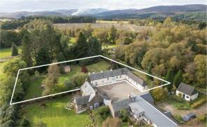 Sportsfield Cottage West, Access Road Off C409 To South Cairnies Farm, Glenalmond College, Perth PH1 3RY