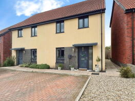 10, Kingfisher Rise, Exeter EX5 7GN
