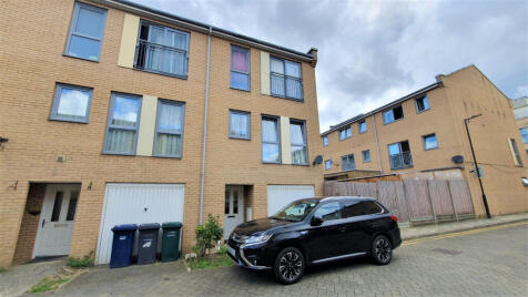 Cameron Crescent, Edgware