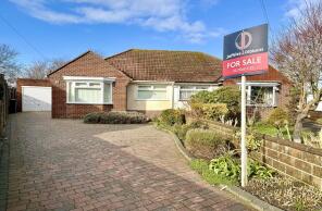 25, Ingledene Close, Gosport PO12 3TY