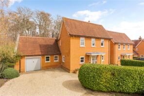 27, Hazel Grove, Kingwood, Henley-on-thames RG9 5NH