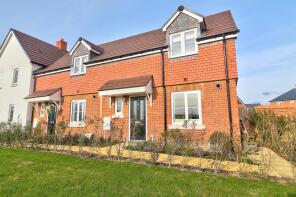 16, Yarrow Lane, Ringwood BH24 3FP