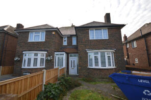 15, Kent View, Wennington Road, Wennington, Rainham RM13 9DT