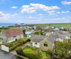5, Hive Close, Bridport DT6 4RQ