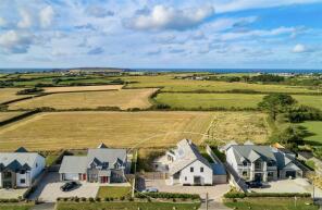 Porthilly, B3276 Between Towan Road And Treyarnon Lane, St Merryn, Padstow PL28 8NP