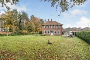 Lodge Covert, Knettishall Road, Diss IP22 2TE