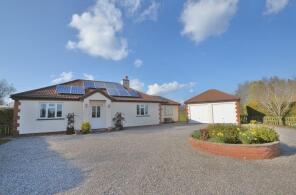 Slades, B4521 From Wrens Nest To Yew Tree Farm, Ross-on-wye HR9 6LJ
