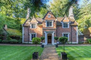 4 Fir Tree Cottage, Woburn Road, Milton Keynes MK17 8SZ