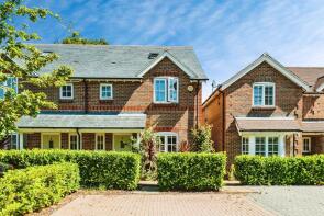 2, Brickyard Cottages, Long Furlong, Worthing BN13 3XU
