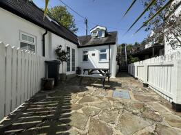 Stable Cottage, Penally Manor, Penally Manor House Hotel Access Road, Penally, Tenby SA70 7PY