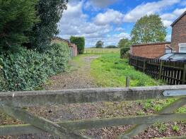 Acastra, Crowle Road, Scunthorpe DN17 4PH