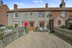 2, Thwaite Hill Cottages, Thwaite Hill, Norwich NR11 7NU