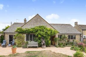 Belmont, Lechlade Road, Lechlade GL7 3LF