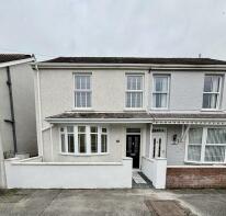 19, Woodfield Road, Llandybie, Ammanford SA18 3UR