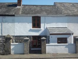 2, Pencwarcoch, Penycae, Swansea SA9 1FE