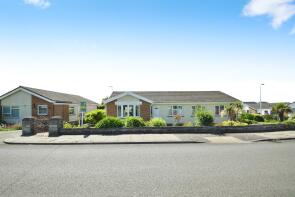 27, Anglesey Way, Nottage, Porthcawl CF36 3QP
