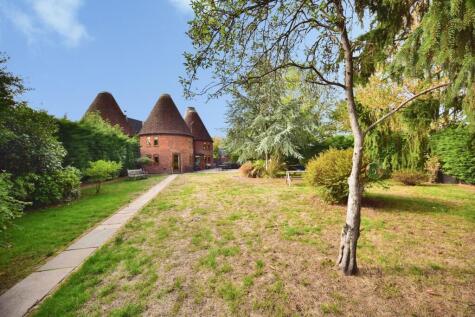 Mill Lane, Yalding, Maidstone, Kent, ME18