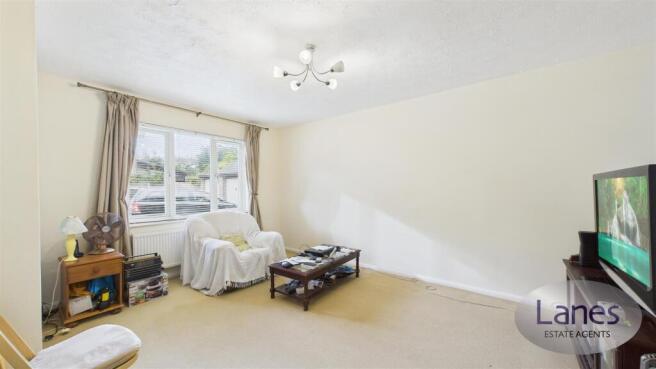 CAM04248G0-PR0107-STILL014.jpg