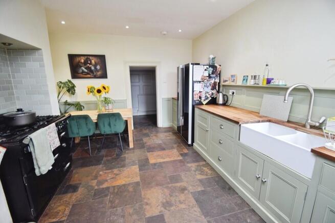 f5f34cd4-Kitchen ...