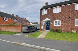 5, Barton Field, Gloucester GL2 7DH