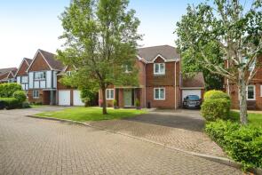 8, Ryecroft, Longfield DA3 7AU