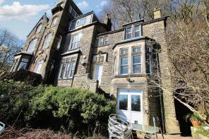 Hillside House East, Church Road, Todmorden OL14 8HP