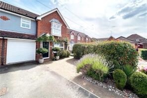 18, Grensell Close, Eversley, Hook RG27 0QQ