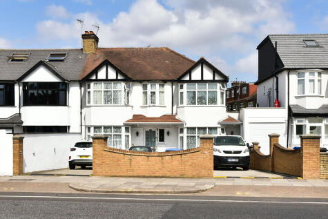 Ridge Avenue, Winchmore Hill, London