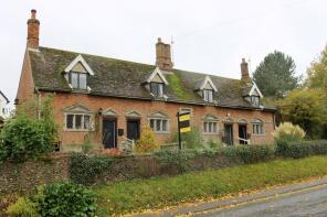 2, Almshouses, The Street, Bury St. Edmunds IP31 3JN