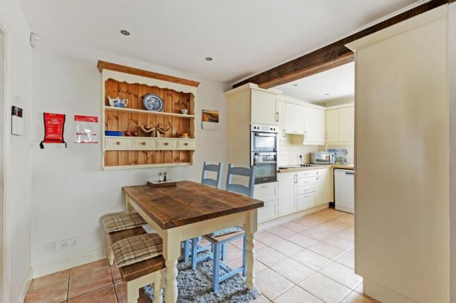 Kitchen & Breakfast Room