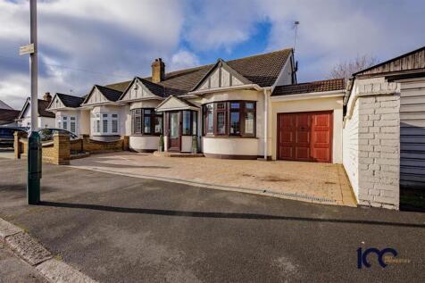 Crystal Avenue, Hornchurch, RM12
