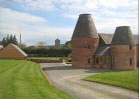 Twin Kilns, Yarkhill Court, Watery Lane, Hereford HR1 3TD