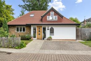 1 The Coach House, Oak Tree Place, Esher KT10 8HJ