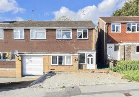19, Wren Close, Heathfield TN21 8HG