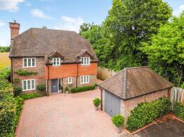 14, Clement Court, Chawton, Alton GU34 1EE