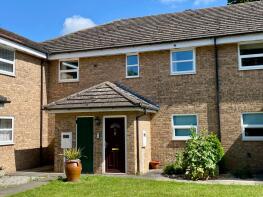 26, Arnoldfield Court, Grantham NG31 8GL