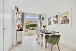 5, Saxon Way, Broomfield, Chelmsford CM1 7YA