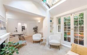Flat 1, 91, Charlwood Street, London SW1V 4PB