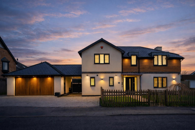 Dusk shot front.png