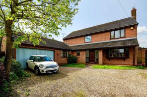 2, Ivydene Court, The Mount, Dunton Bassett LE17 5JL