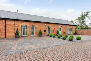 8, Netherstead Court, Morton Bagot Road, Studley B80 7FG
