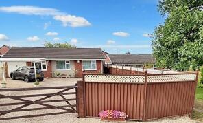 54, Little Tixall Lane, Great Haywood, Stafford ST18 0SE