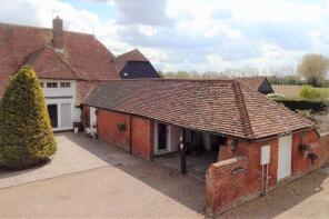 Armada Grange, Manor Farm, Laddingford, Maidstone ME18 6BX
