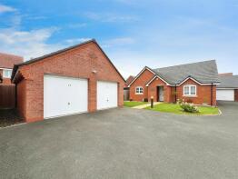 17, Aston Way, Leicester LE9 4AW