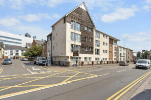 23, Lock Keepers Court, Blackweir Terrace, Cathays, Cardiff CF10 3EZ