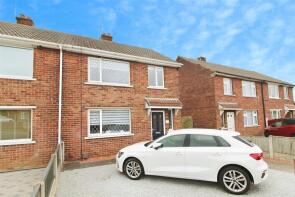 35, Hazel Grove, Armthorpe, Doncaster DN3 3HG