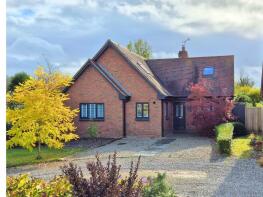 Applecroft, Manley Crescent, Leominster HR6 9EB