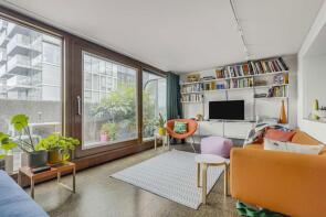 702, Willoughby House, Willoughby Highwalk, Barbican, London EC2Y 8BN