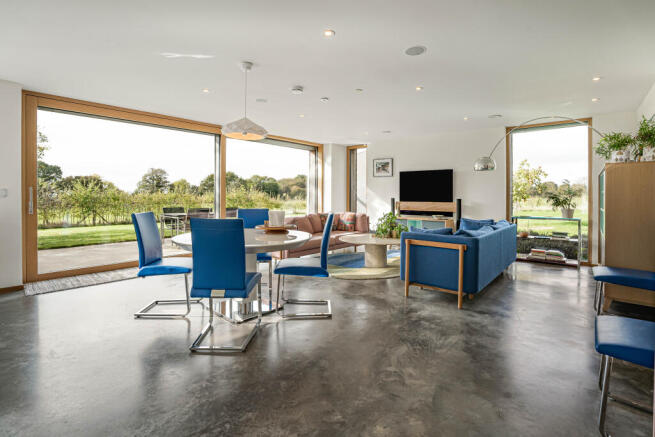 Lounge/Diner