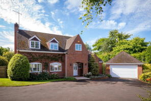 Deeside, Droitwich Road, Droitwich WR9 0DR